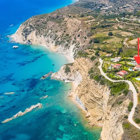 Athena * Spartia (Kefalonia)